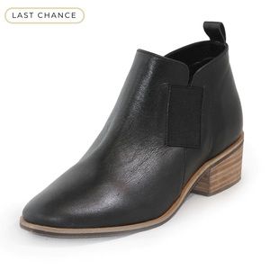 Middleton Ankle Boots - Black